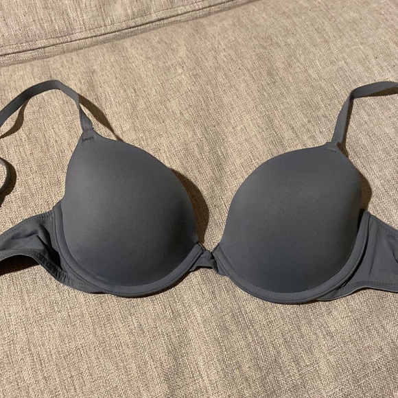 Victoria’s Secret Pink Wear Everywhere Demi in grey. Size 34B. - Picture 1 of 4